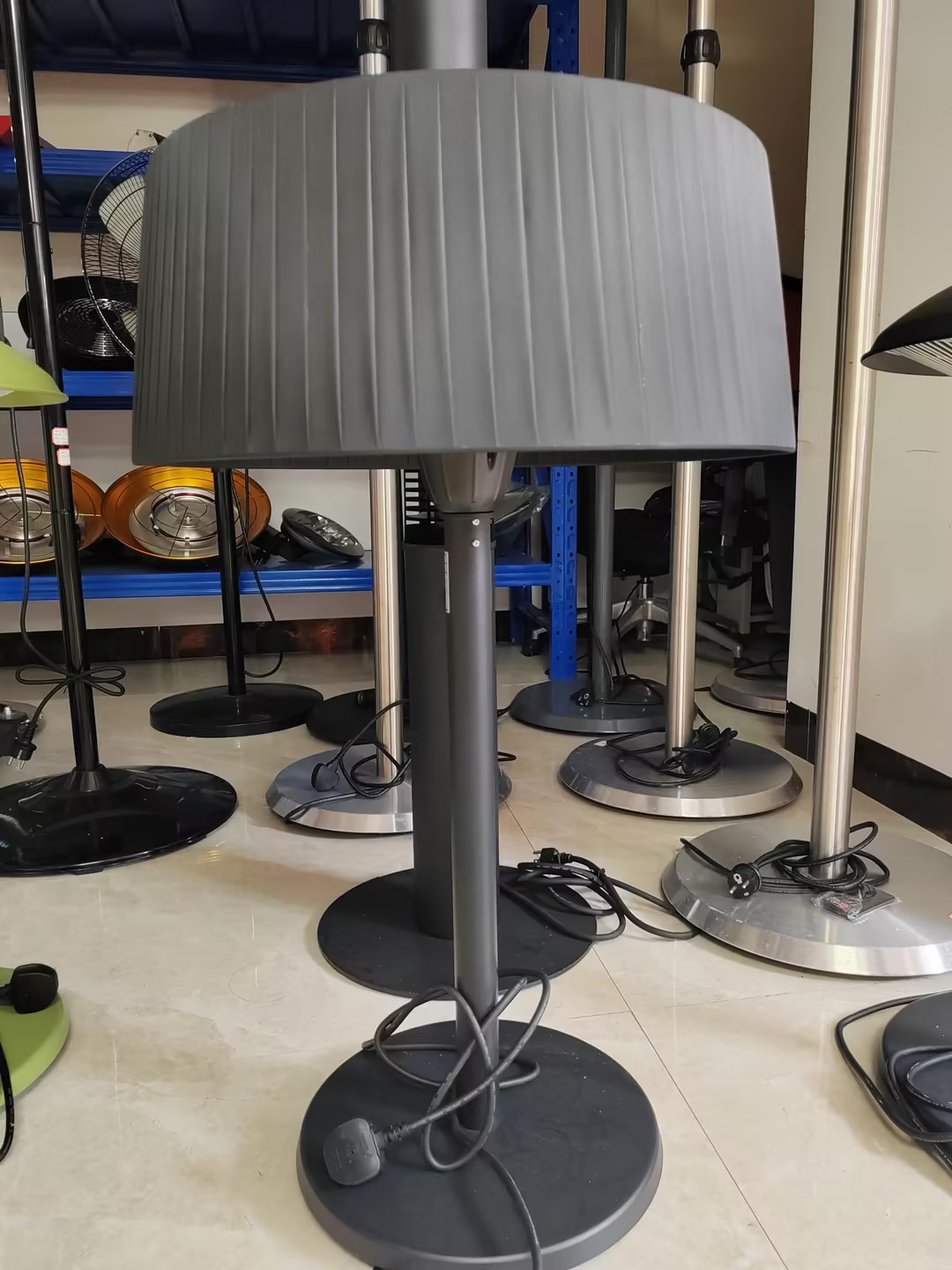 Outdoor radiant heater
